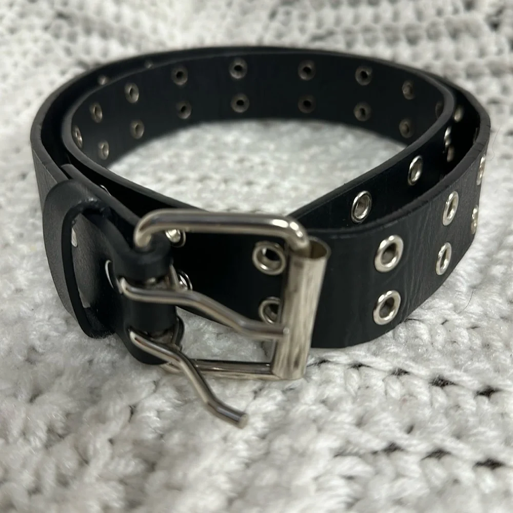 Super cool faux leather Black & Silver double buckle Goth belt, Perfect for TEEN
